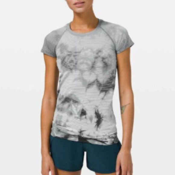 Lululemon Swiftly Tech Short Sleeve 2.0 - Picture 1 of 7
